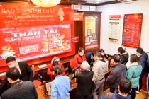 Phố vàng Hà Nội "nóng" trong ngày vía Thần Tài 