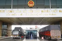 Trung Quốc mở dần cửa khẩu thông thương