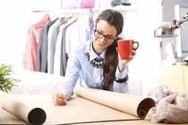 Hay lẩm bẩm một mình, mắc bệnh gì?