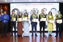 Trao giải Quả cầu vàng 2019 cho 10 tài năng khoa học trẻ