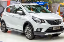 VinFast bứt phá ngoạn mục, bán gần 2.200 xe trong tháng 5