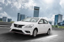 Xe Sunny giảm giá sâu, loạt Nissan ưu đãi cực hấp dẫn tháng 8