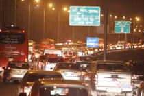 Mẹo giúp tránh tắc đường khi trở lại thành phố sau Tết
