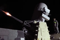 Quân kháng chiến Iraq phóng rockets vào đại sứ quán Mỹ ở Baghdad