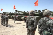 Trung Quốc đưa xe tăng hiện đại nhất vào đơn vị bảo vệ Bắc Kinh