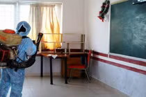 Hà Nội khử trùng trường học lần hai từ ngày 7/2