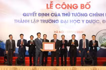 Công bố Quyết định thành lập Trường Đại học Y Dược (Đại học Quốc gia Hà Nội)