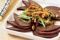  Bổ sung thức ăn giàu sắt chữa thiếu máu