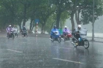 Bão số 3 tiến sát Quảng Ninh - Hải Phòng, cảnh báo mưa ngập Hà Nội