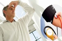 Xoa huyệt tay ổn định huyết áp