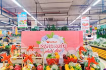 Bên cạnh mỹ phẩm, khách hàng có thể lựa chọn quà tặng các sản phẩm trái cây cao cấp được đóng giỏ tinh tế làm quà tặng 8/3.