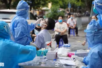Covid-19 tại Hà Nội: Xét nghiệm gần 4.000 người liên quan BV Việt Đức