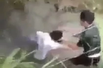 Công an vào cuộc vụ nữ sinh bị đánh đập, dìm xuống mương nước