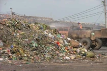 Thùng rác xử lý rác sơ bộ