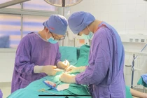 Biết bị hẹp bao quy đầu nhưng không đi viện, quý ông phải cắt “cậu nhỏ” vì ung thư