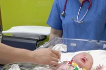 Điều trị phù thai từ tuần 25, bé chào đời khỏe mạnh khi 39 tuần