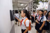 Thí điểm "trường học không sử dụng tiền mặt"