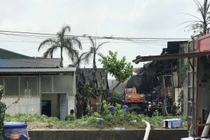 Hóa chất trong vụ cháy ở Long Biên tồn tại lâu ngoài không khí