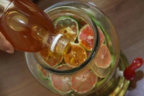 Hiểu đúng chanh đào ngâm mật ong chữa ho