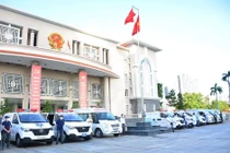 TPHCM tăng cường xe cứu thương và taxi phục vụ vận chuyển bệnh nhân Covid-19 chuyển nặng