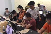 Trục xuất 35 người Trung Quốc tổ chức đánh bạc qua mạng Internet