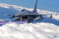 Mỹ phát triển vũ khí laser cho máy bay chiến đấu