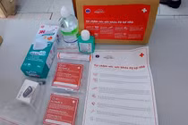 Chỉ đạo TP HCM làm rõ việc bán thuốc điều trị COVID-19 tràn lan trên mạng