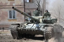 Xe tăng Nga trên chiến trường Ukraine. Ảnh minh họa