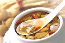 Thịt gà chữa các thể thiếu máu