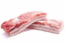 Giá thịt lợn giảm, giá thức ăn chăn nuôi tăng, nhiều nông dân bỏ chuồng