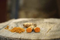 Những lưu ý khi sử dụng nghệ và tinh nghệ