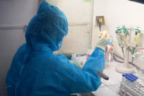 Bệnh nhân tái dương tính với SARS-CoV-2 đang mang thai 34 tuần