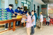 Hỗ trợ người dân của TP. HCM vẫn gặp khó