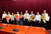 TPHCM: Trao quyết định của Ban Bí thư cho 5 Thành ủy viên mới