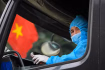 Thêm 4 ca mới, một người đưa bệnh nhân đến BV Bạch Mai khám