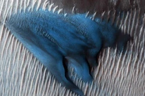 Bí ẩn đụn cát xanh hình thù ma quái trên sao Hỏa