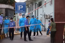 Bộ Y tế đề nghị nhân viên y tế không đi ăn tiệc buffet, hát karaoke