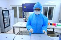 Virus đợt dịch này là biến chủng Ấn Độ và Anh