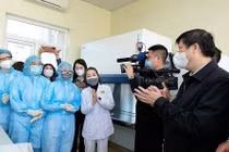 Bộ trưởng Y tế: 'Quảng Ninh có thể yên tâm đón Tết'