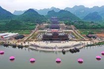 Một nhân viên khu du lịch Tam Chúc nghi mắc Covid-19