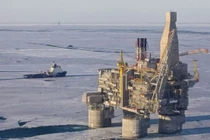 Nga phát động chiến tranh Ukraine, EU “phát động chiến tranh kinh tế” trừng phạt