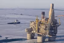 Nga phát động chiến tranh Ukraine, EU “phát động chiến tranh kinh tế” trừng phạt