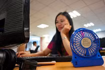 Lưu ý khi dùng quạt sạc mini