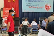Lãnh đạo, công đoàn viên VUSTA hiến máu vì “Giọt hồng hy vọng”