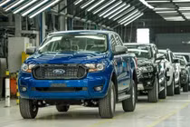 Xuất xưởng Ford Ranger mới lắp ráp CKD, kỷ niệm 20 năm Ranger tại Việt Nam với doanh số vượt 100.000 xe