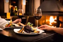 Những quy tắc ăn uống ghi điểm với đối tác ở nhà hàng