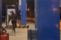 Video ẩu đả tại cây xăng đường Láng, Hà Nội