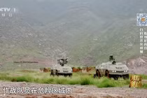 Trung Quốc khoe robot, trực thăng hiện đại của đặc nhiệm PLA