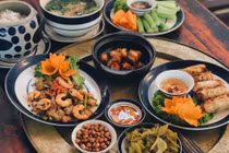 Người Việt ăn thịt gần gấp đôi mức khuyến nghị 