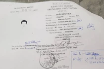 9 lãnh đạo xã sử dụng bằng cấp 3 giả